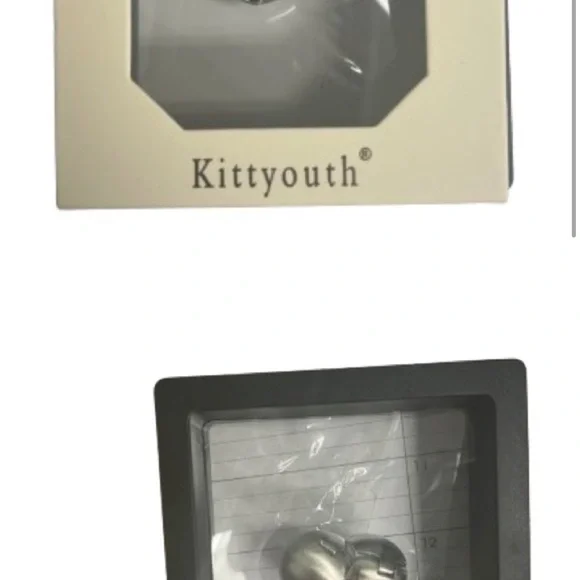 3 Pairs / $12 Ladies Earrings - Picture 5 of 5